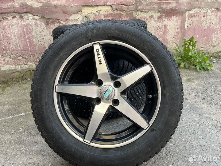 Автошины Nokian Hkpl 10p 185/65R15диски R15 4