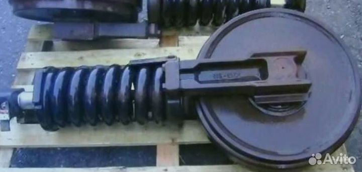 Doosan DX300LC Натяжитель гусеницы c ленивцем