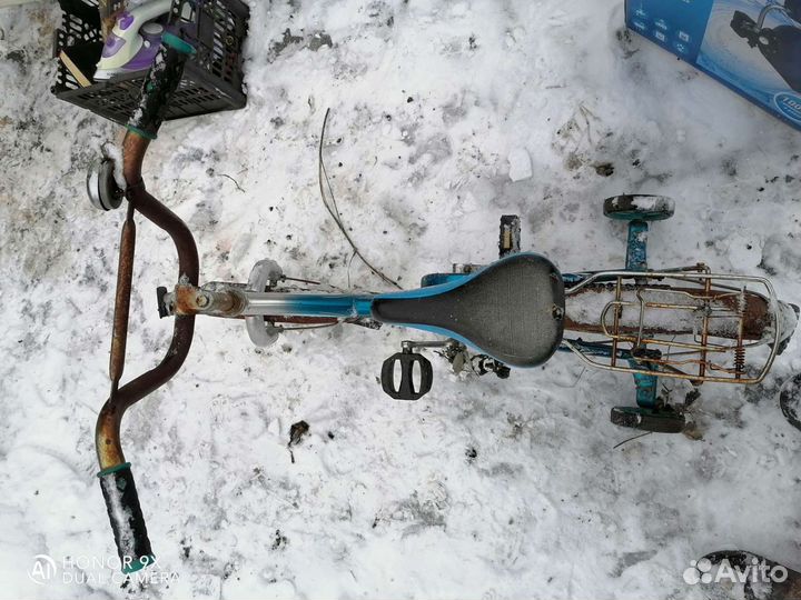 Детский велосипед бу трех колесный