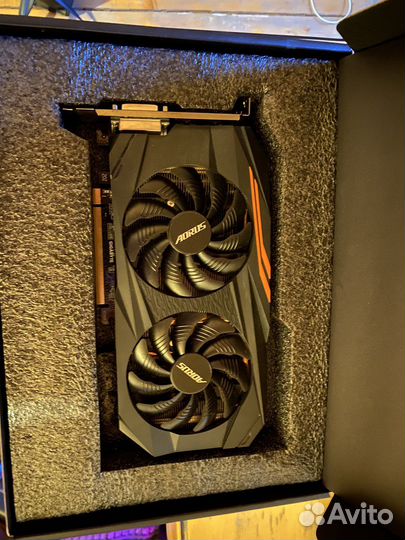 Видеокарта Aorus rx 580 4gb
