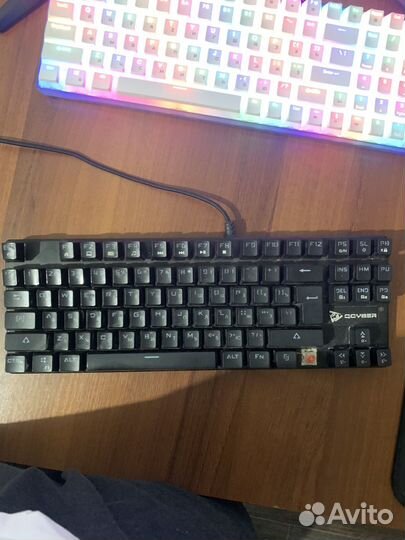 Механическая клавиатура qcyber dominator TKL