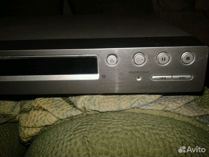 Двд проигрыватель- sony-DVR-NS 585 P