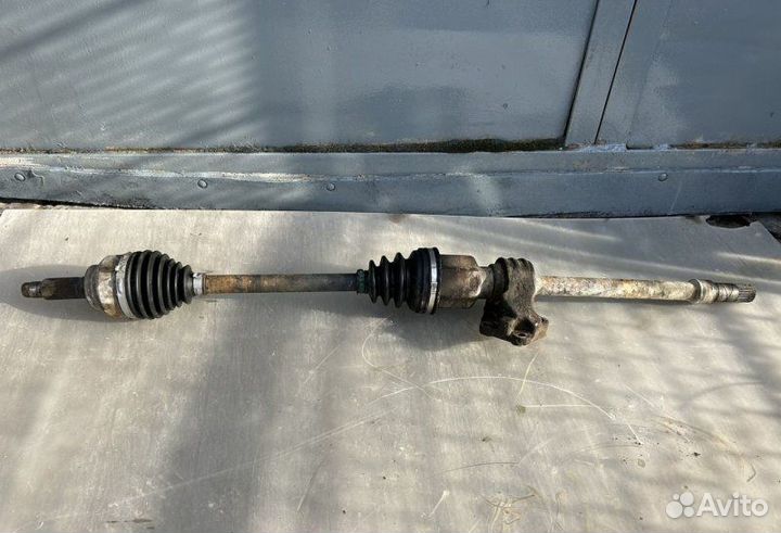 Привод передний правый Mazda 3 BK 1.6