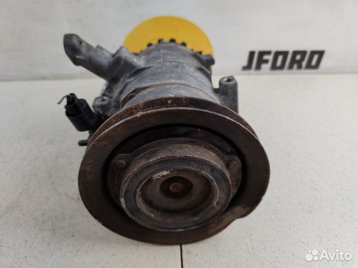 Компрессор кондиционера Mitsubishi Pajero 3 V64W