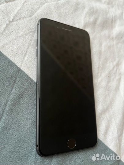 iPhone 8 Plus, 128 ГБ