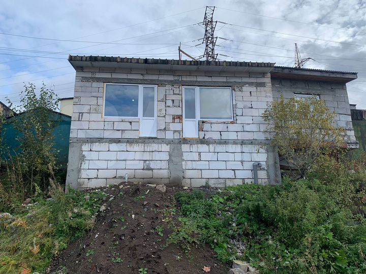 Гараж, > 30 м²