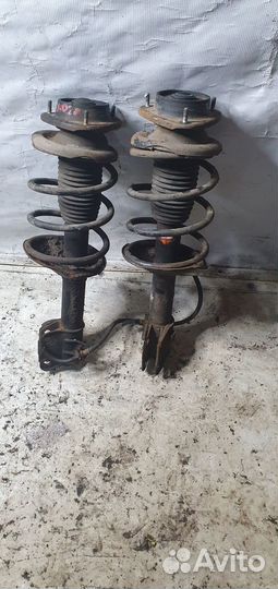 Амортизатор передний Subaru Forester SF/S10 (1997