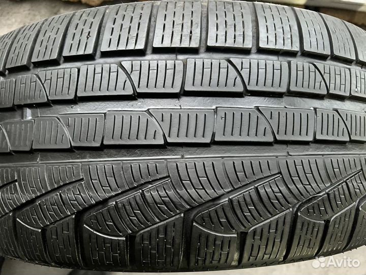 Pirelli Sottozero Winter 240 245/45 R19