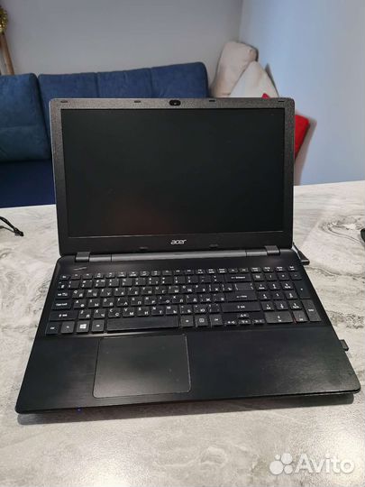 Ноутбук Acer /i3 4005U/8G/SSD+HDD/GeForce820M