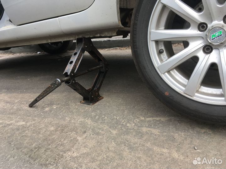 Домкрат