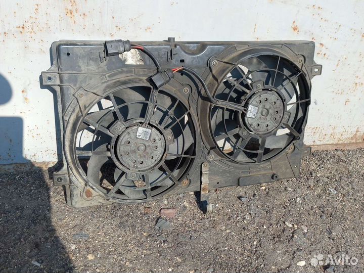 VW Sharan (00-06) диффузор 7м3121207b/7м3959455а