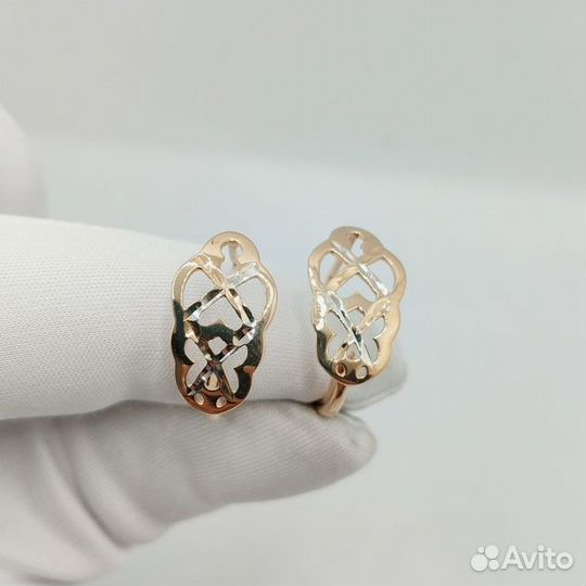 Золотые серьги