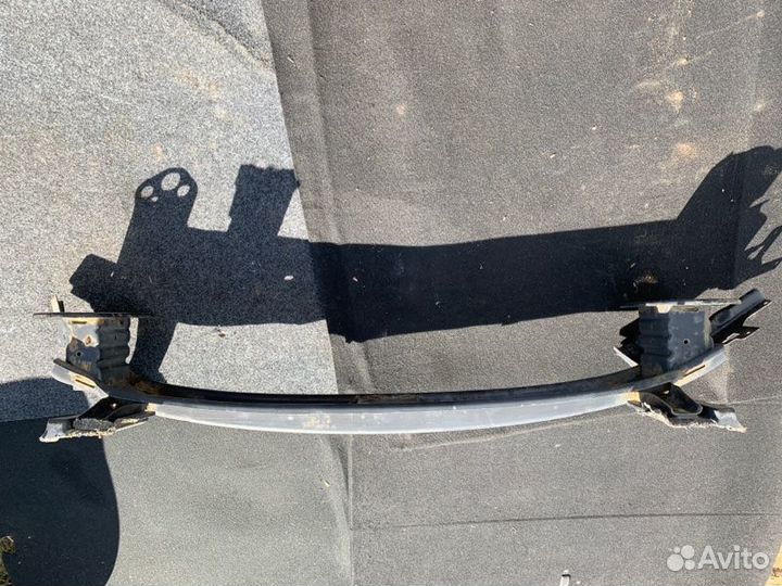 Усилитель бампера передний Kia Sorento 2014