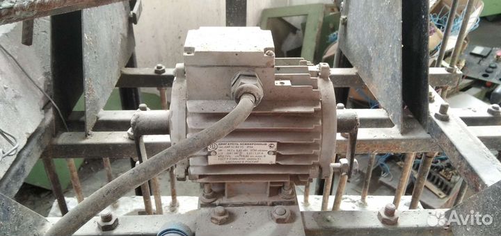 Станок для производства блоков