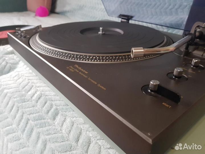 Виниловый проигрыватель Technics SL-1650
