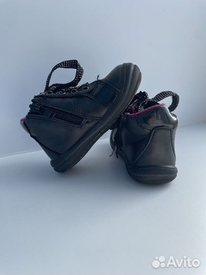 Ботинки для девочки