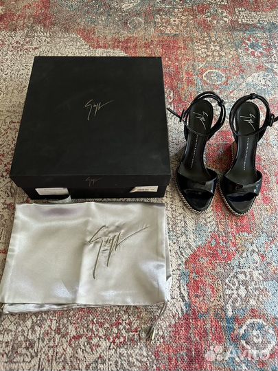 Босоножки Giuseppe Zanotti