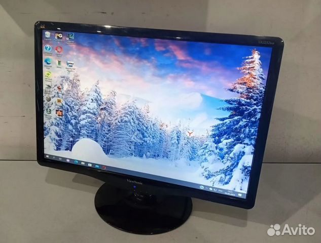 ЖК монитор 22