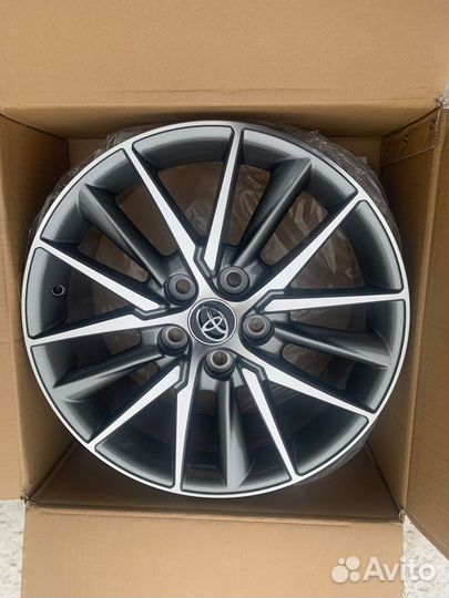 7х17 5х114,3 ет45 R17 Toyota диски