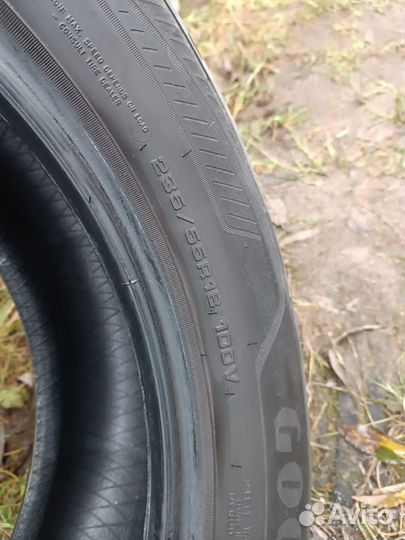 Goodyear Vector 4Seasons 235/55 R18 100V