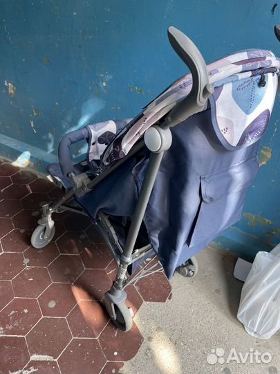 Прогулочная коляска трость