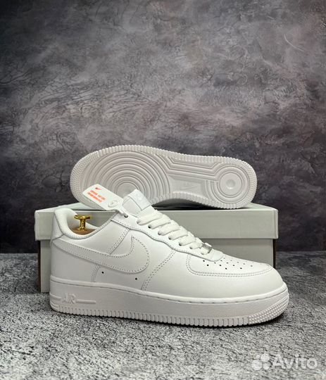 Кроссовки Nike Air Force