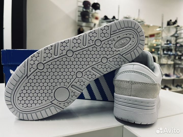 Кроссовки adidas ADi2000