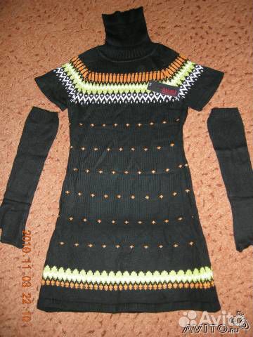 Новое трикотажное платье. Оригинальное