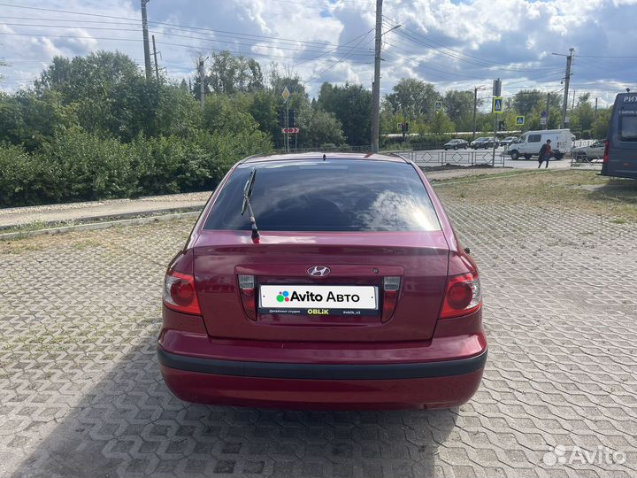 Hyundai Elantra 1.6 AT, 2006, 200 000 км