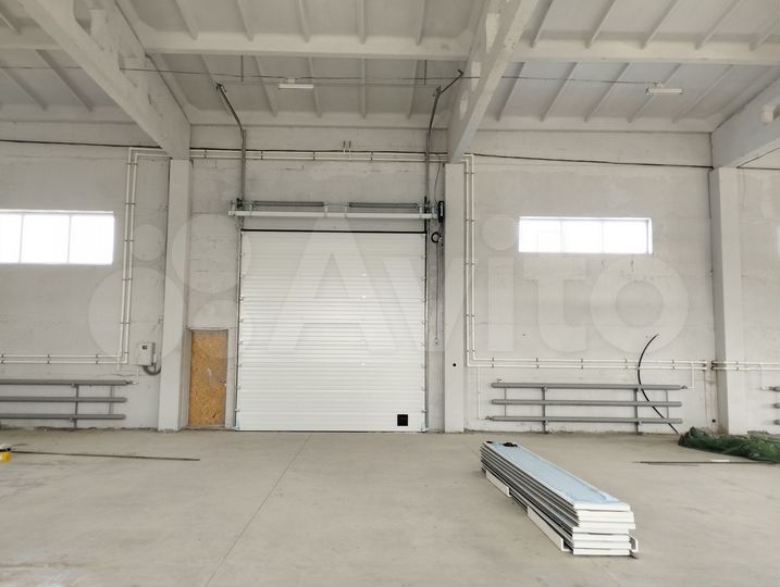 Склад, 435 м²