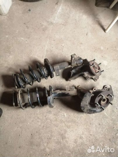 Запчасти на mazda 3