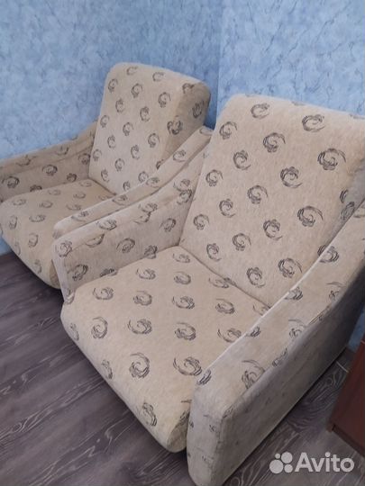 Мягкое кресло