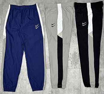 Спортивные штаны Nike swoosh