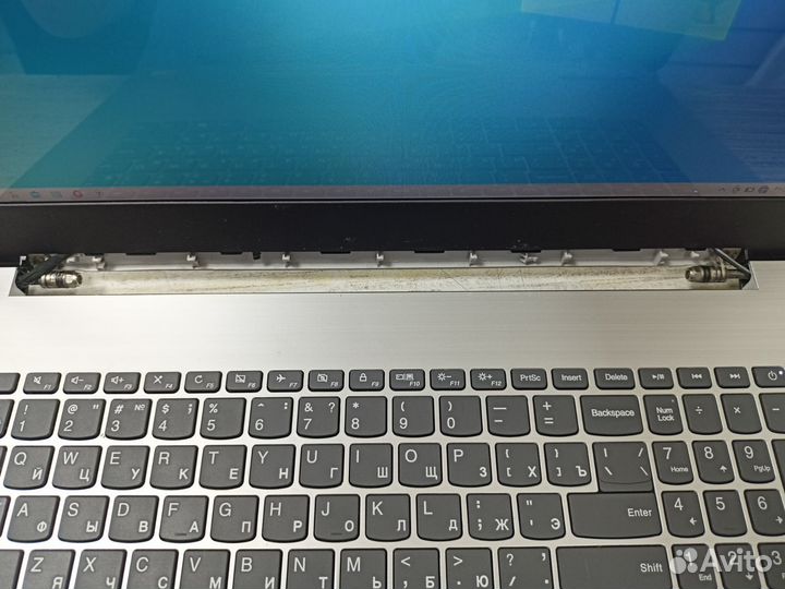 Ноутбук Lenovo ideapad 330-17ast