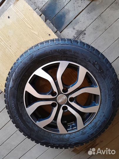 Nokian Tyres Nordman 5 SUV 215/65