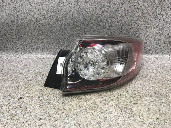 Фонарь правый Mazda 3 BL 2010