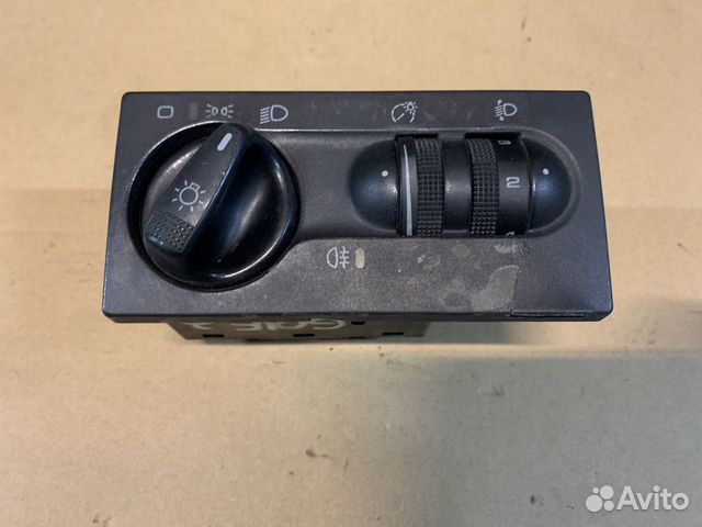 Переключатель света фар Volkswagen Golf 3 Vento