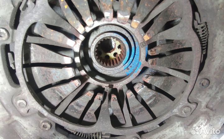 Маховик демпферный дизельный KIA carens 3 3-9 дней