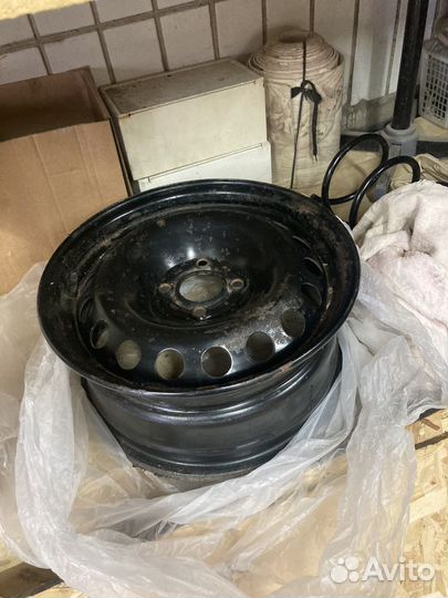 Диск штампованый р15