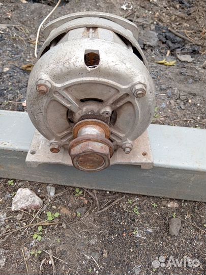 Электродвигатель 220в