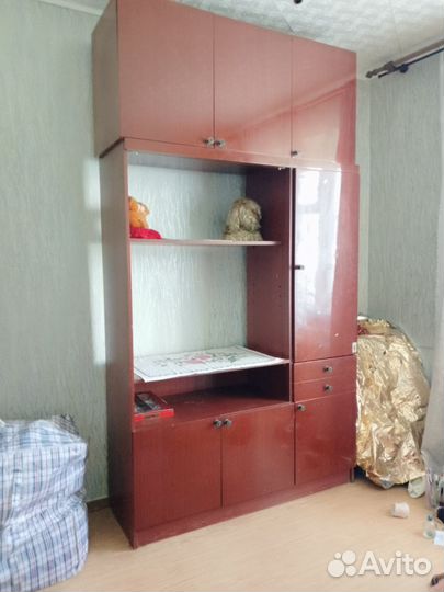 Шкаф сервант