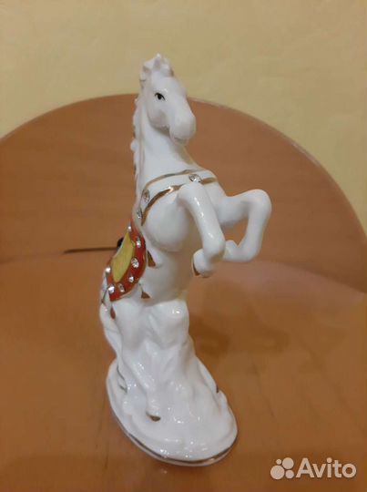 Подсвечник хрустальный, статуэтка конь