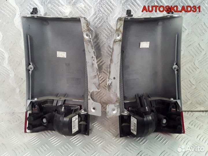 Фонарь задний противотуманный Opel Meriva 93295362