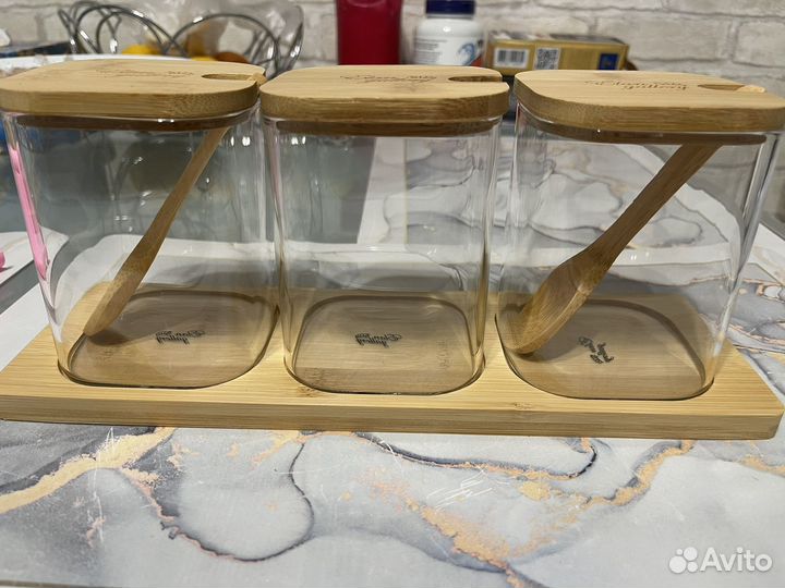Набор емкостей для специй