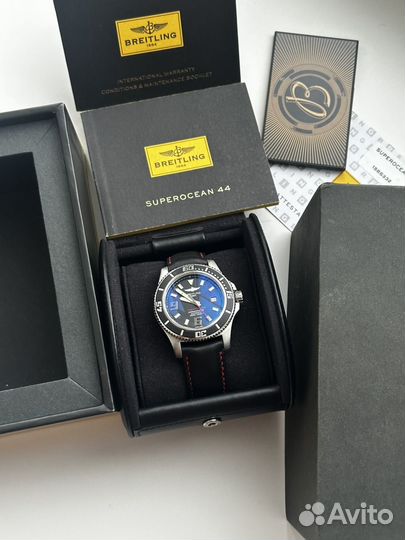 Breitling superocean 44 Red Hand