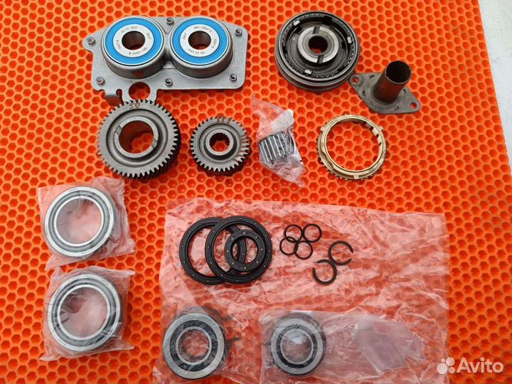 5ст. МКПП VW caddy с кодом KLK. Набор запчастей