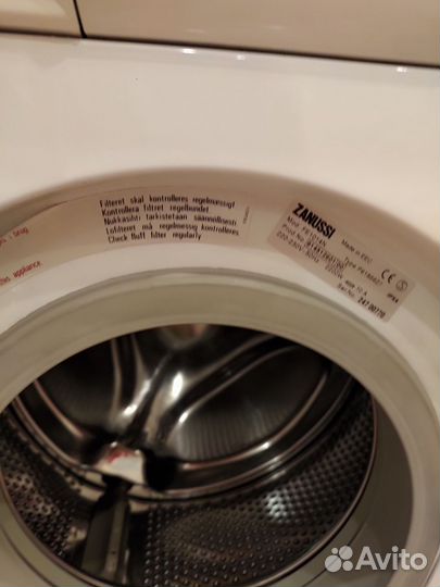 Стиральная машина zanussi