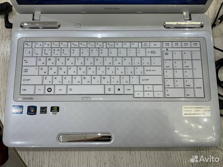 Ноутбук toshiba L775-A1W