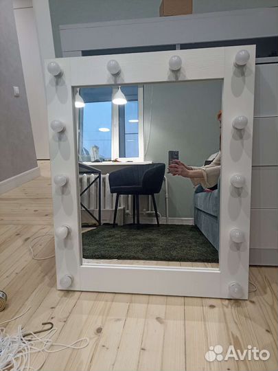 Зеркало с подсветкой