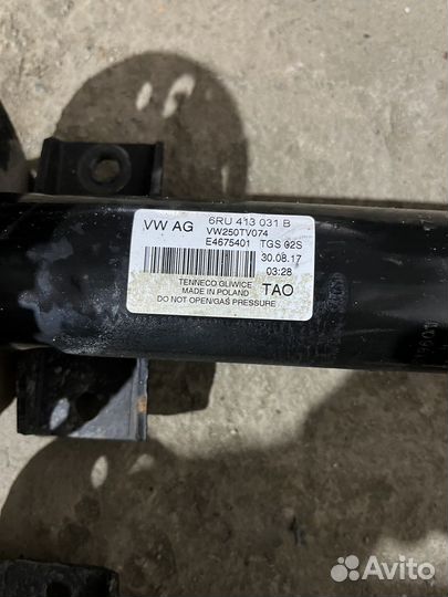 Стойки амортизатора polo